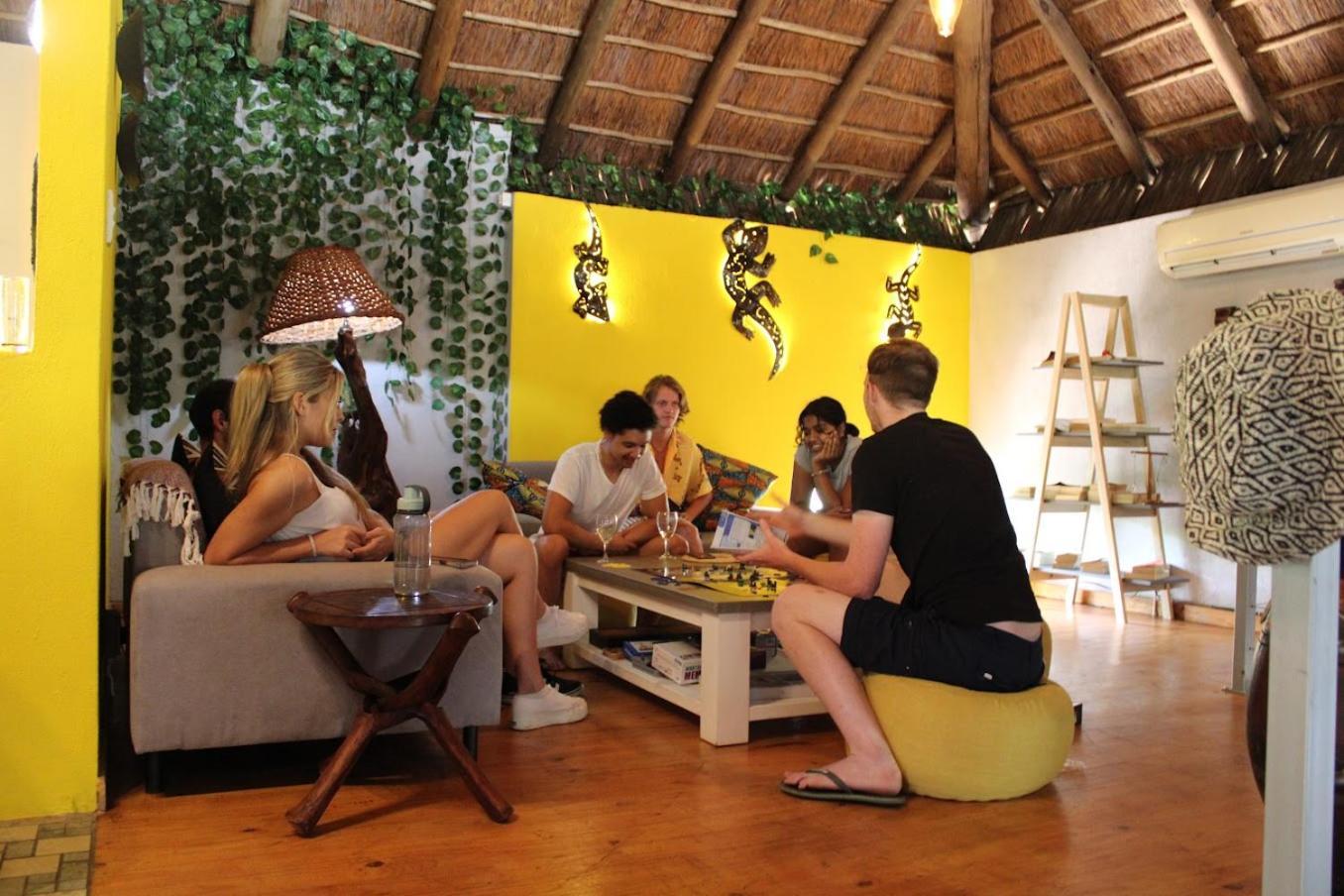 Kruger Park Hostel Marloth Park Eksteriør billede