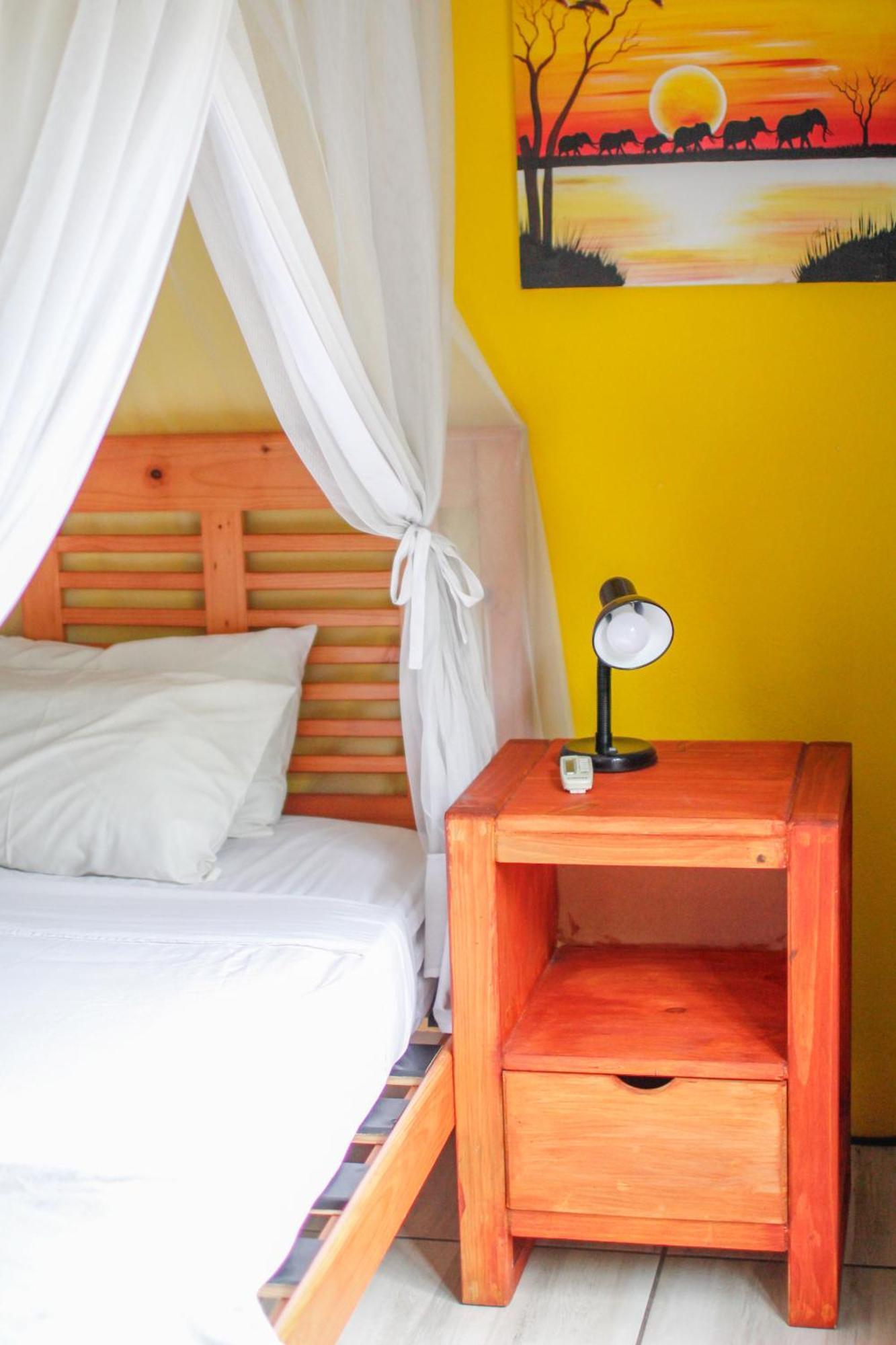 Kruger Park Hostel Marloth Park Eksteriør billede